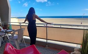 Sur La Plage